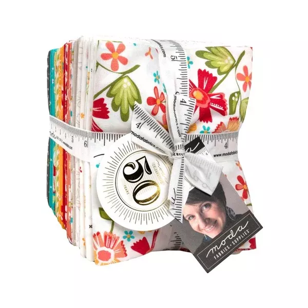 (38) In The Garden Fat Quarter Bundle