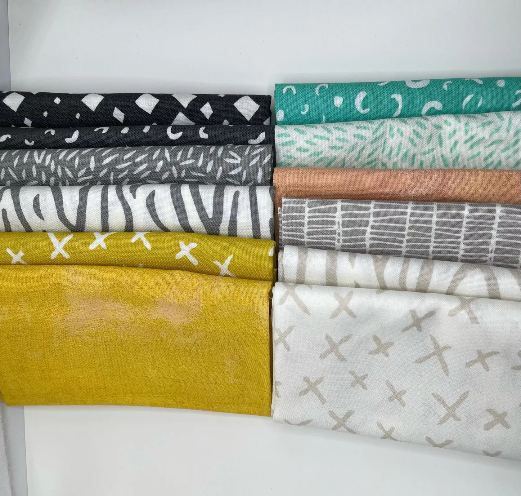 Zoology Moda Fabric Fat Quarter Bundle for Sew Cute Villa Rosa Pattern